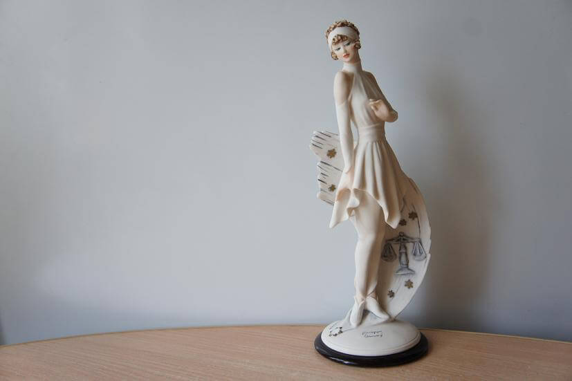 Девушка-зодиак Весы, Giuseppe Armani, Florence, Capodimonte, статуэтка
