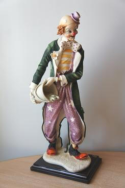 клоун с ведром, Джузеппе Армани, Giuseppe Armani, Каподимонте, Capodimonte, фарфоровая статуэтка