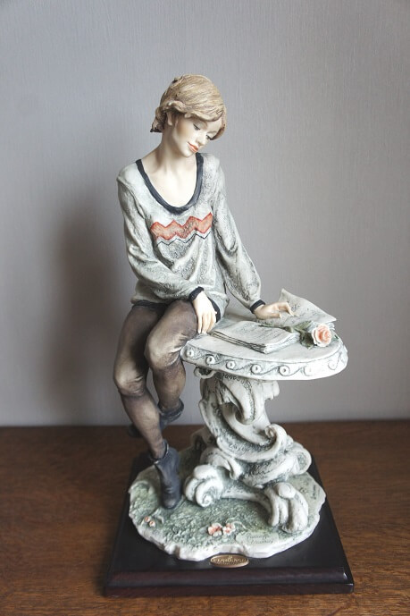 Дама на столике, Джузеппе Армани Флоренс статуэтка