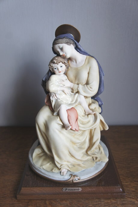 Дева Мария с младенцем, Florence, Capodimonte, статуэтка