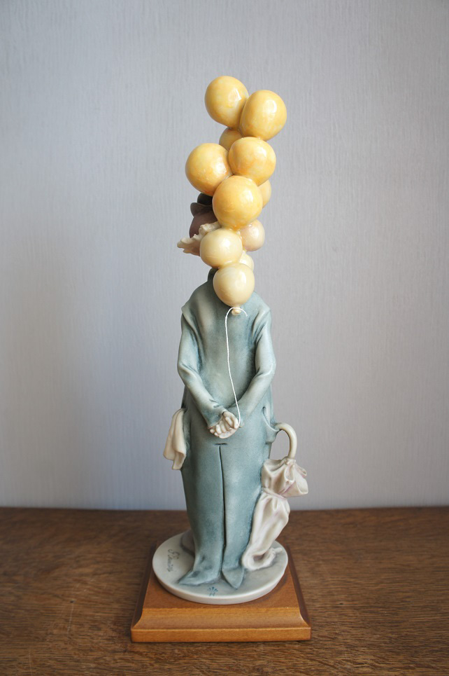 Клоун с шариками, Giuseppe Armani, Florence, Capodimonte, статуэтка