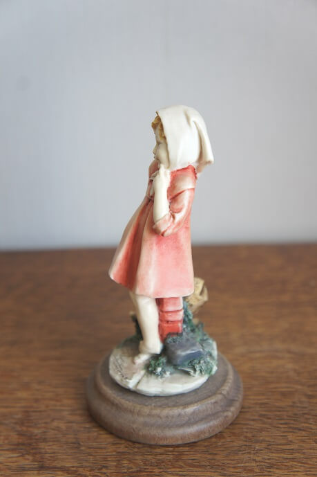 Девочка с тележкой, Витторио Тессаро, статуэтка