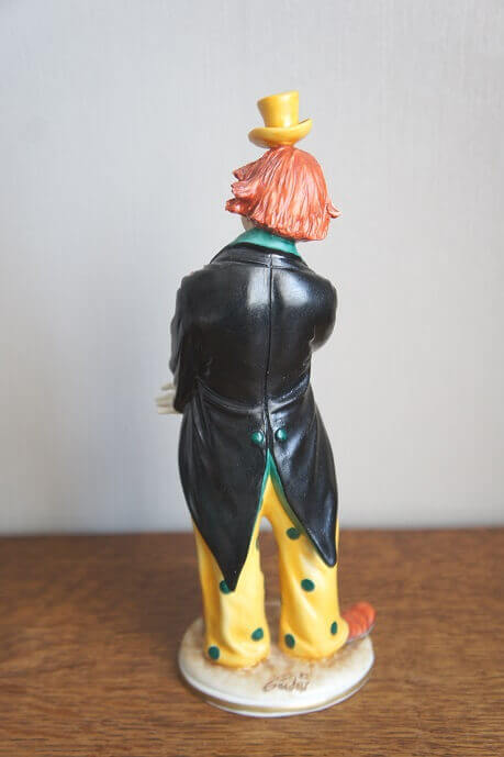 Клоун с мороженым, Capodimonte, статуэтка