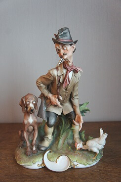 Охотник с собакой, Giuseppe Cappe, Capodimonte, фарфоровая статуэтка