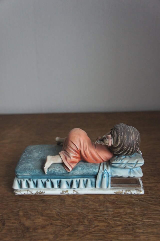 Спящая девочка, Maria Angela, Capodimonte, статуэтка