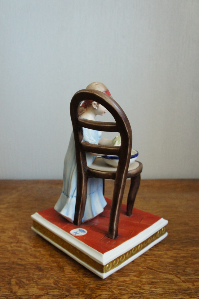 Воскресная уборка, Sandro Maggioni, Каподимонте, статуэтка
