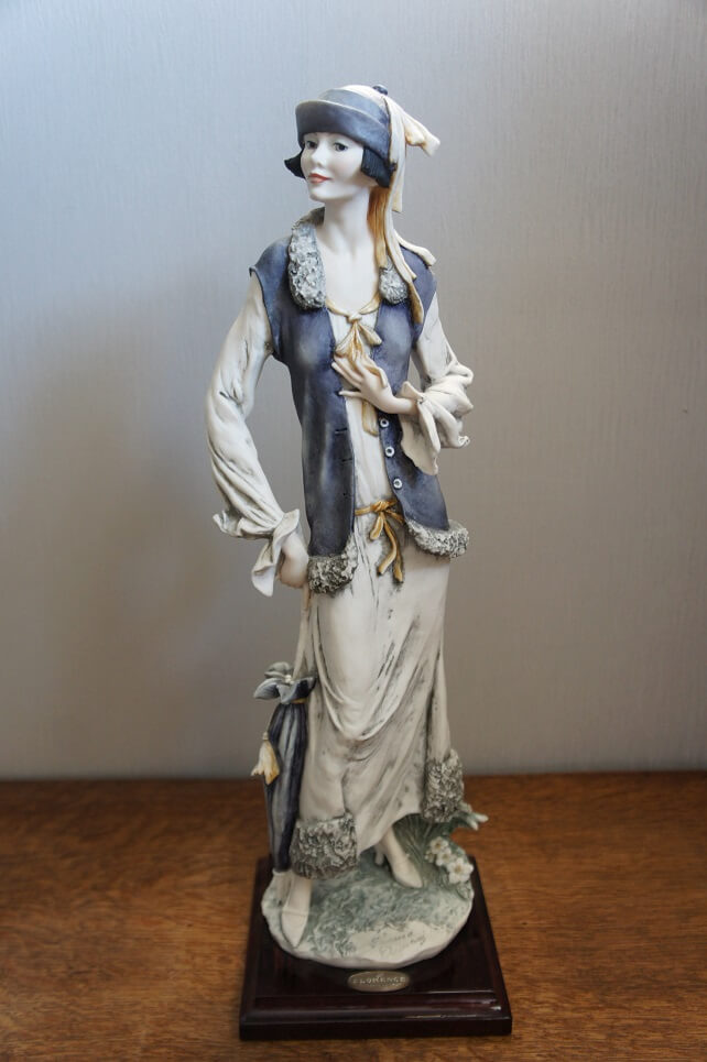 Тамара с зонтом, Giuseppe Armani, статуэтка