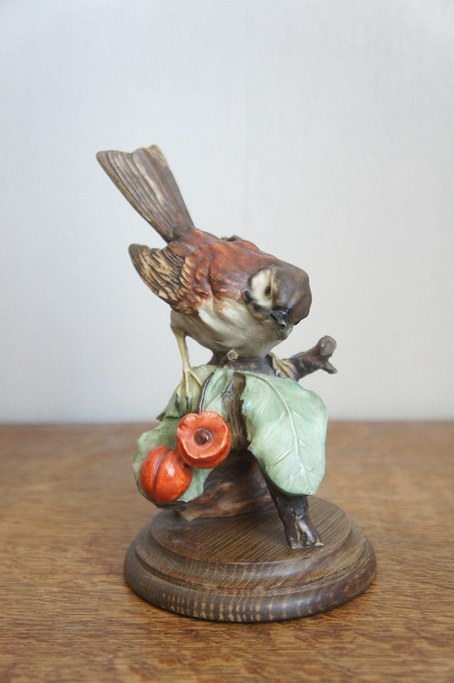 Птичка на вишне, Джузеппе Армани, статуэтка