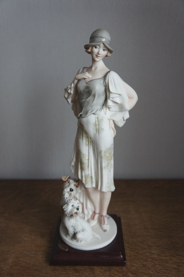 Присцилла с терьерами, Giuseppe Armani, статуэтка