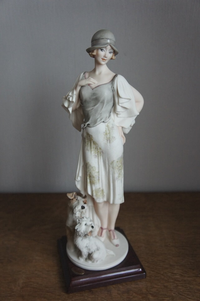 Присцилла с терьерами, Giuseppe Armani, статуэтка