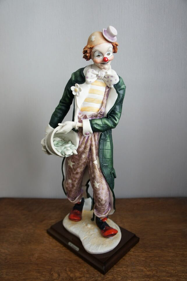Клоун с ведром, Джузеппе Армани, статуэтка