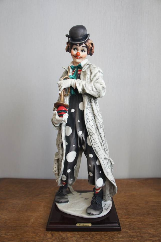 Клоунесса с трубой, Giuseppe Armani, статуэтка
