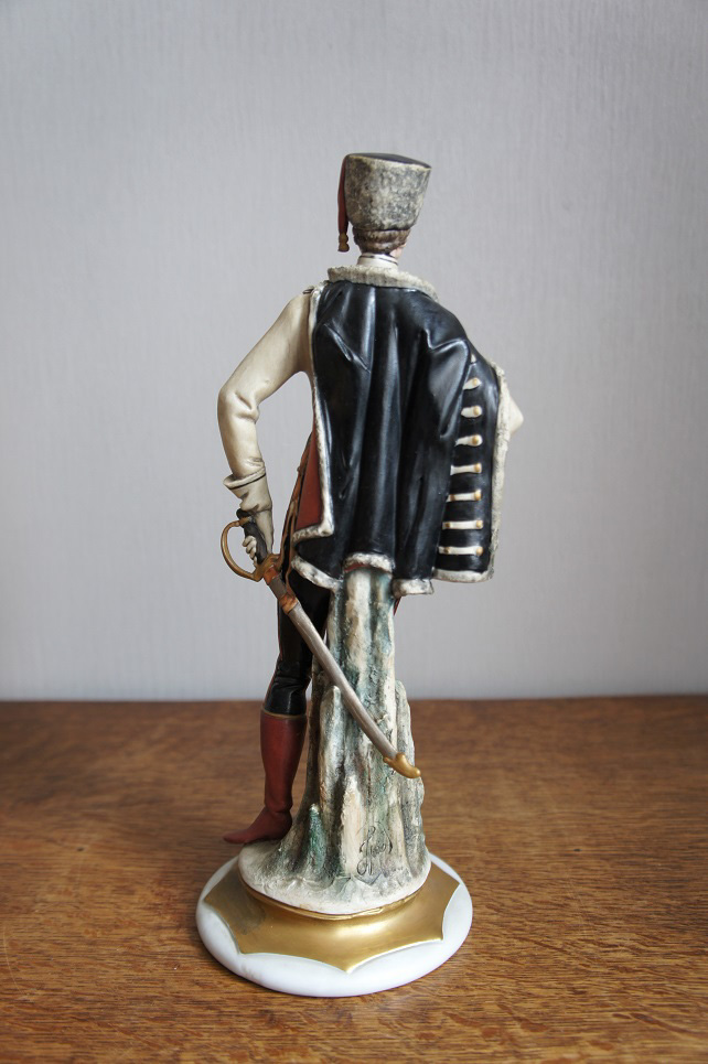 Гусар с саблей, Jpa, Каподимонте, статуэтка