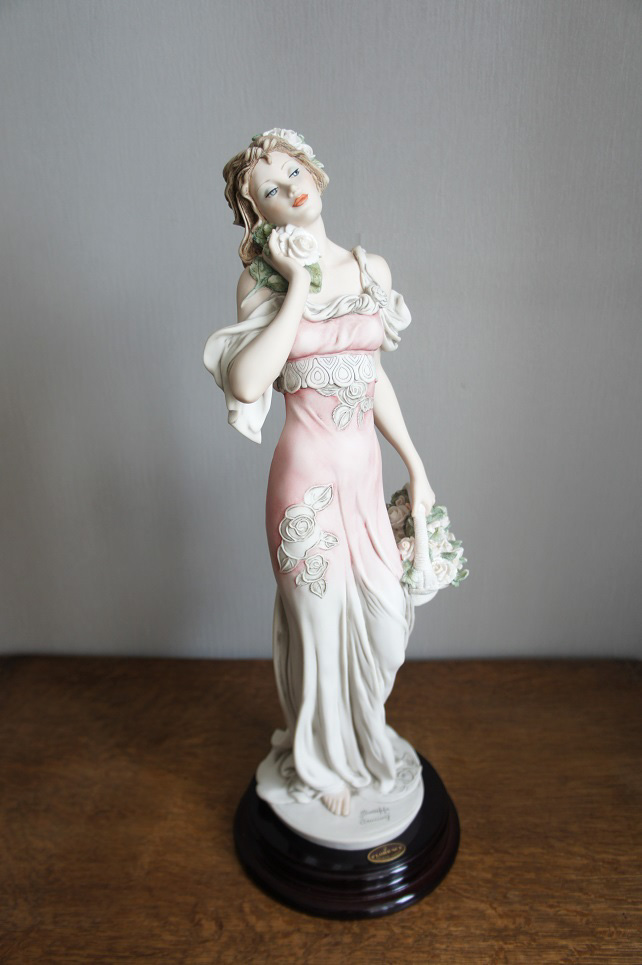 Дама с розами Spring Rose, Giuseppe Armani, статуэтка