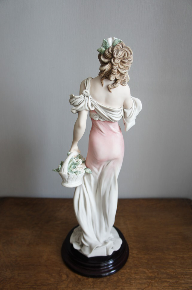 Дама с розами Spring Rose, Giuseppe Armani, статуэтка