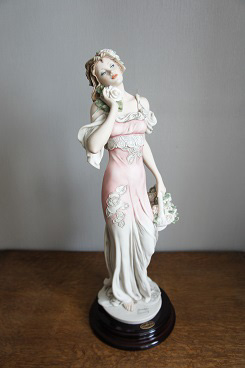 Дама с розами Spring Rose, Джузеппе Армани, Флоренс, Каподимонте, статуэтка, KunstGalerie.ru