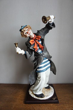 Клоун с колокольчиками Jingles, Джузеппе Армани, Флоренс, Каподимонте, статуэтка, KunstGalerie.ru