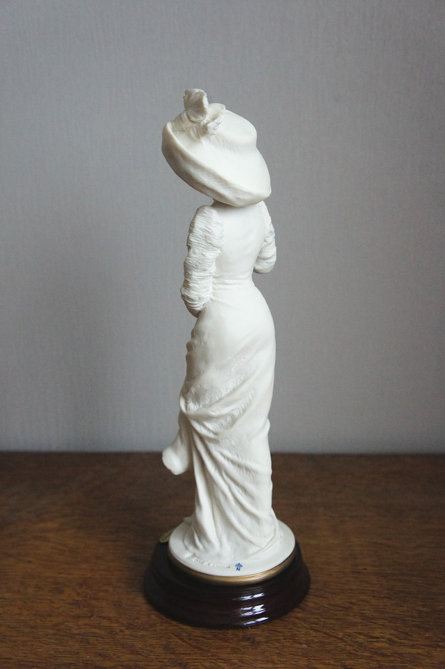 Алиса с розочкой, Giuseppe Armani, статуэтка