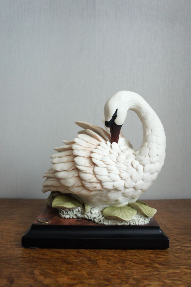 Лебедь в кувшинках, Giuseppe Armani, статуэтка