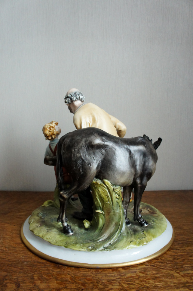 Кузнец и мальчик с лошадкой, Tyche Tosca, Каподимонте, статуэтка
