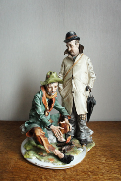 Мужчины у костра, Tyche Tosca, Capodimonte, фарфоровые статуэтки. KunstGalerie