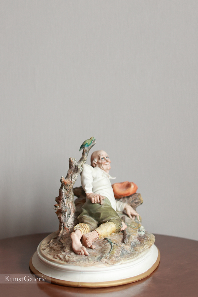 Бродяга на привале, Piergianni Cedraschi, Capodimonte, статуэтка