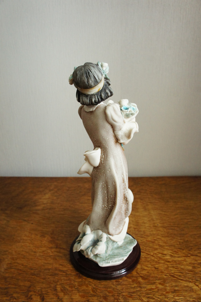 Девочка с цветами Purity, Giuseppe Armani, статуэтка