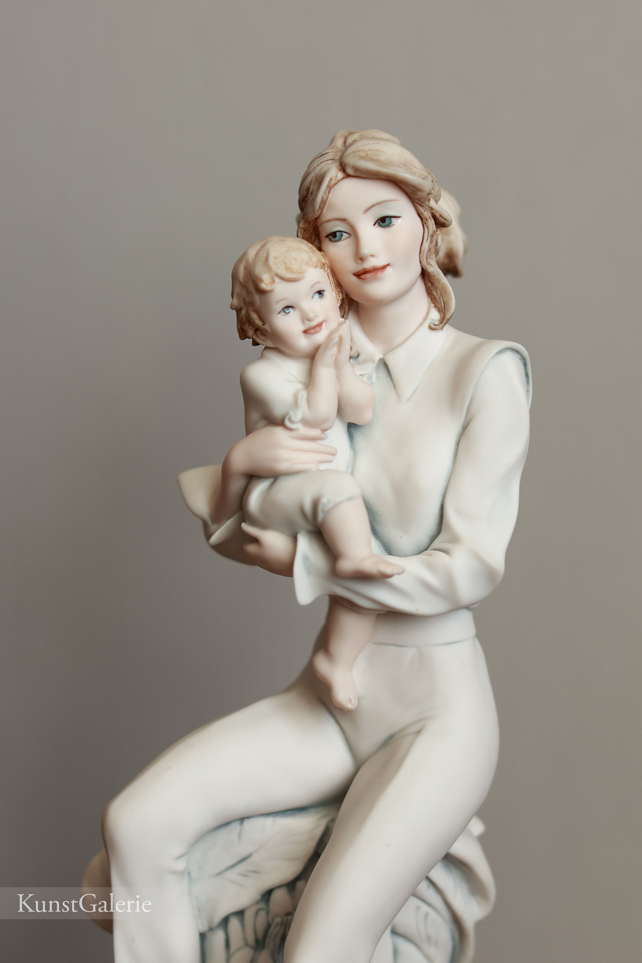 Легко любить, Giuseppe Armani, Florence, статуэтка