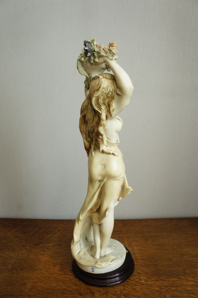 Сирень и розы, Джузеппе Армани, статуэтка