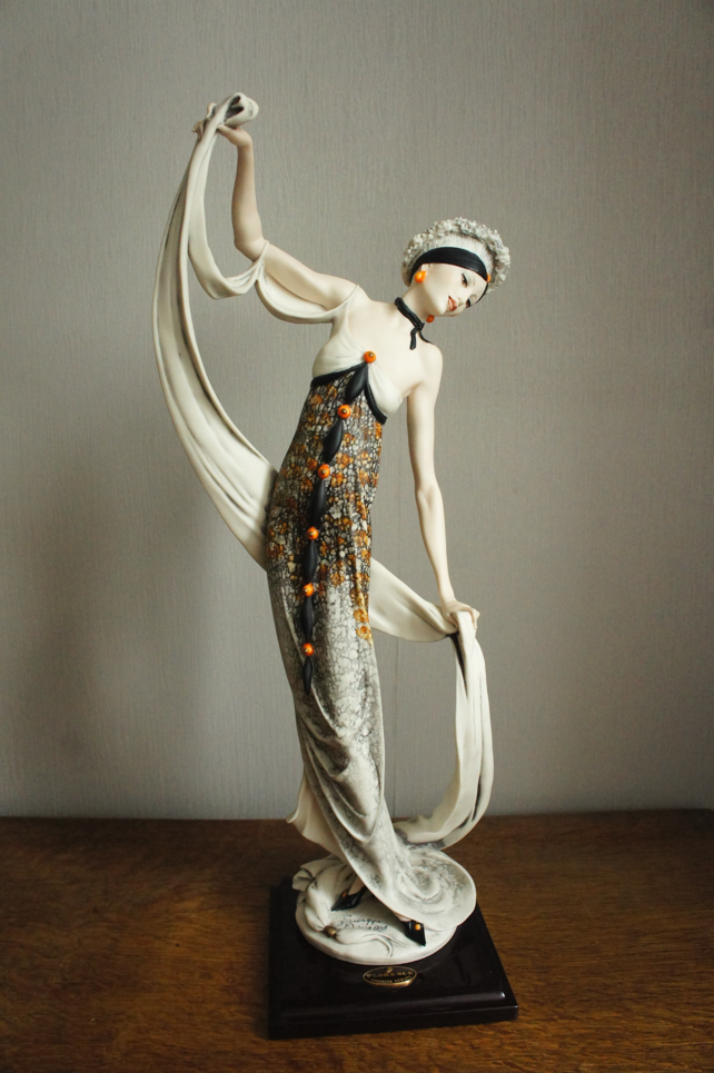 Утонченность, Giuseppe Armani, Florence, статуэтка
