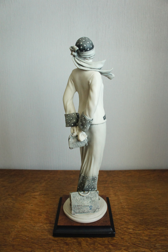 Колетт с клатчем, Giuseppe Armani, статуэтка