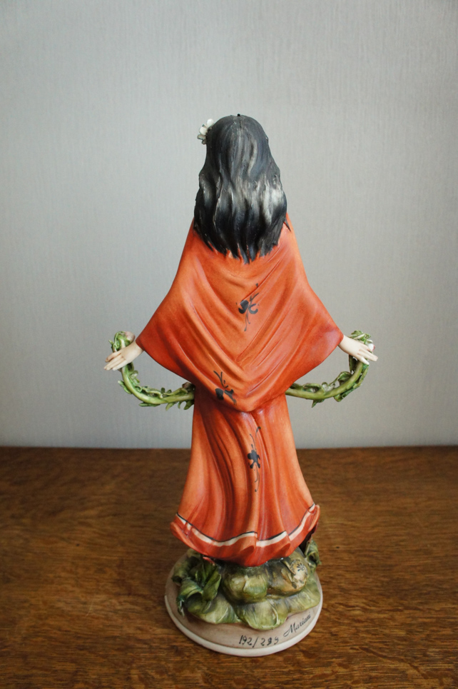 Марианна с цветами, Mariani, Каподимонте, статуэтка
