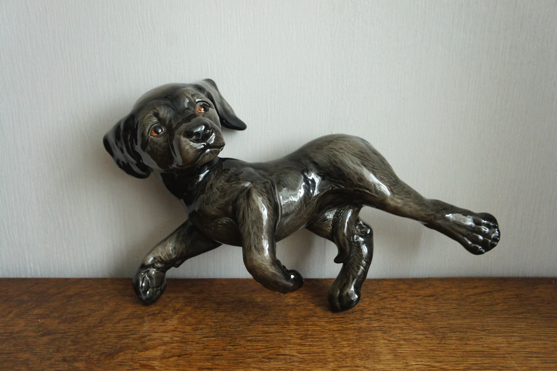 Игривый щенок лабрадор 1968, Goebel, фарфоровая статуэтка