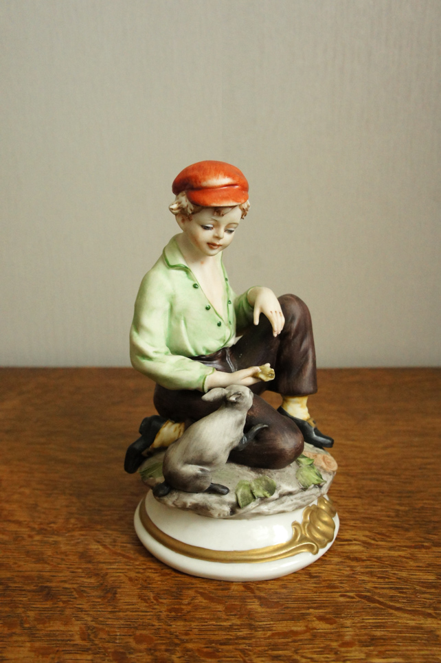 Мальчик с кроликом, Gianni Merlo , Каподимонте, статуэтка