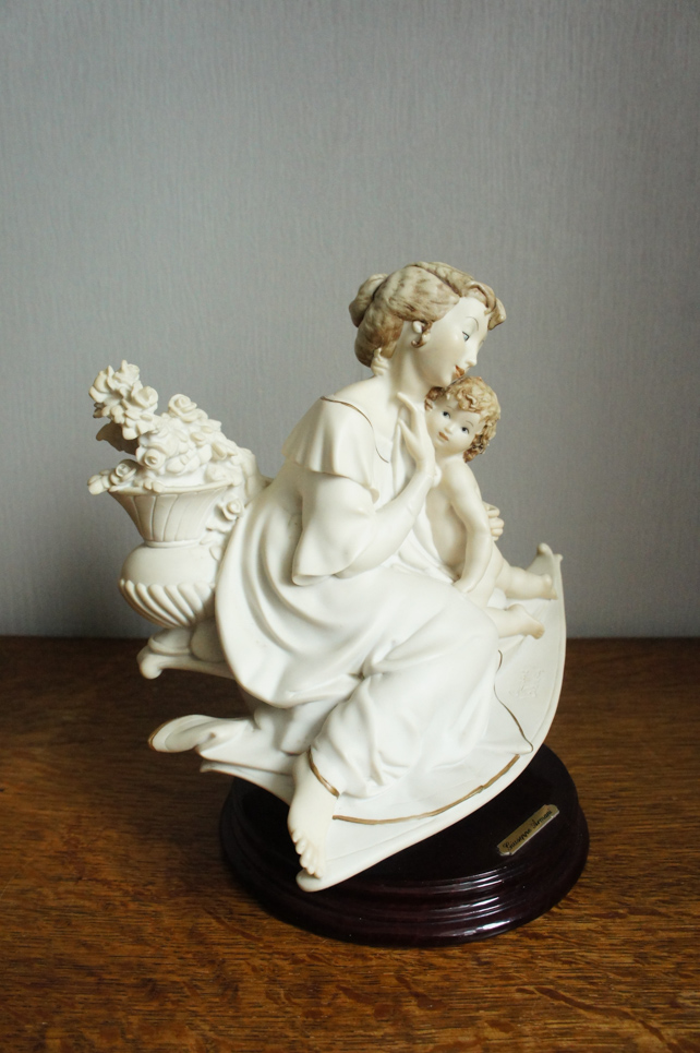 Материнская нежность, Giuseppe Armani, Florence, статуэтка