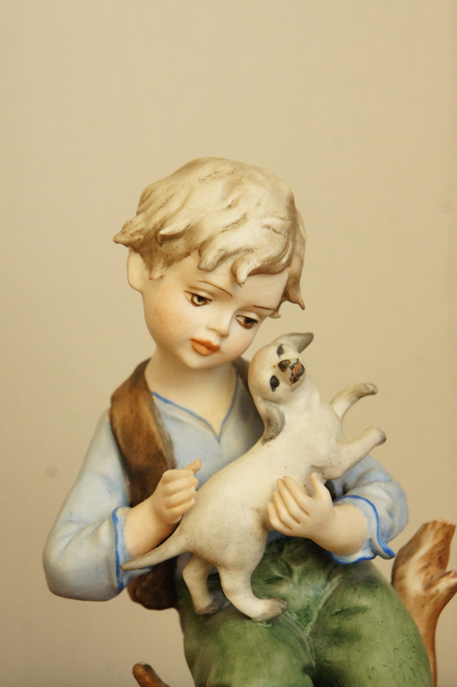 Мальчик с собачкой, Gianni Merlo , Каподимонте, статуэтка