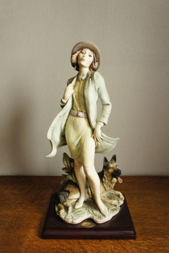 Соня с овчаркой, Giuseppe Armani, Florence, Capodimonte, статуэтка, KunstGalerie.ru