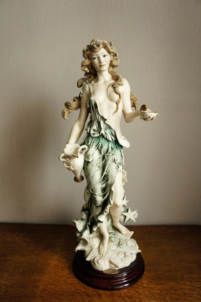 Ambrosia, Giuseppe Armani, статуэтка