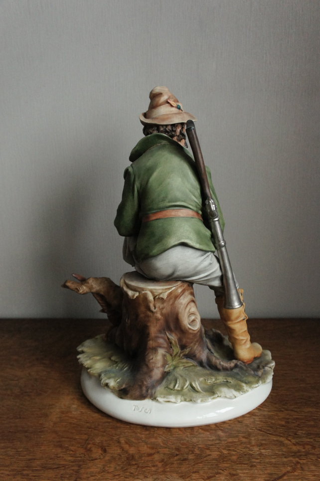 Охотник с фазаном, Tosca, Каподимонте, статуэтка