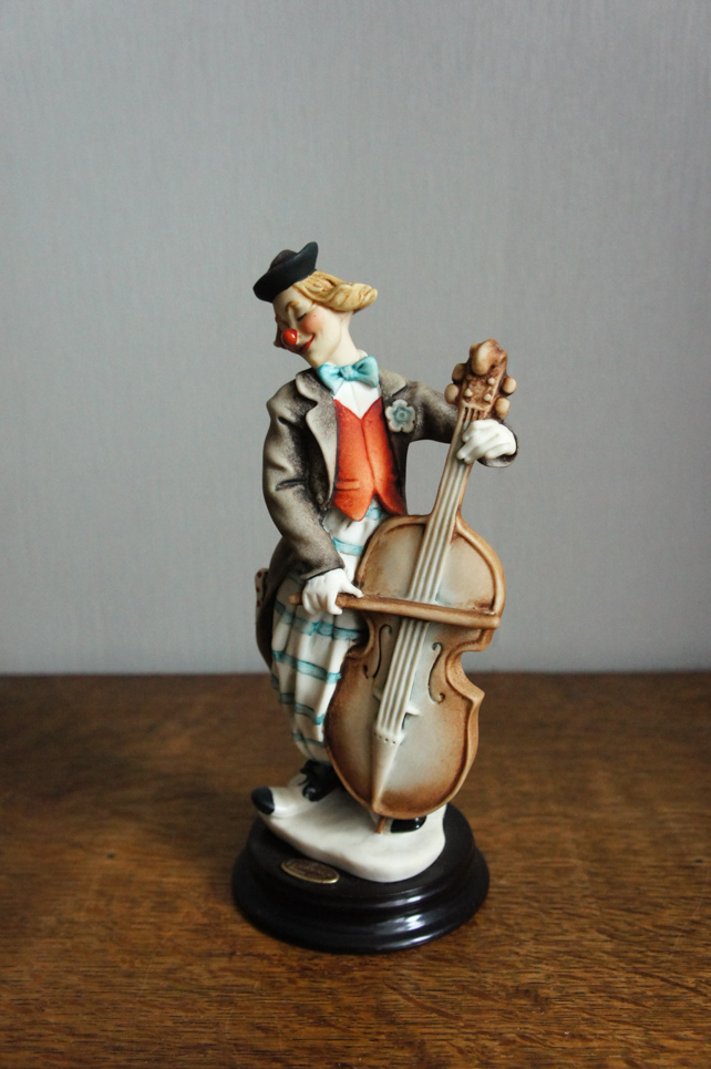 Клоун с виолончелью, Джузеппе Армани, статуэтка