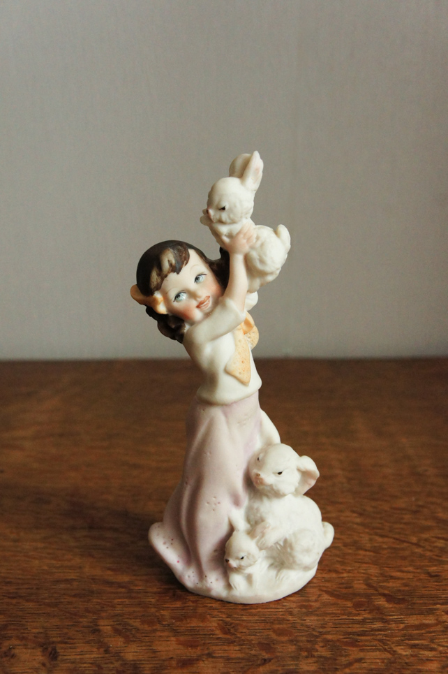 Девочка с кроликами, Джузеппе Армани, Флоренс, Каподимонте, статуэтка