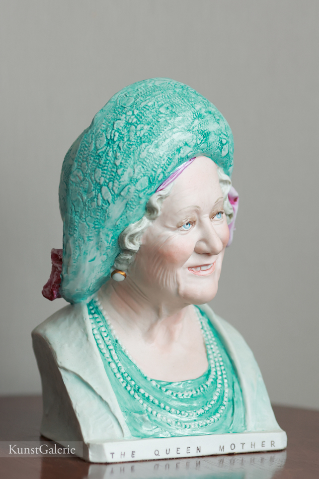 Queen Mother, Bruno Merli, Capodimonte, статуэтка