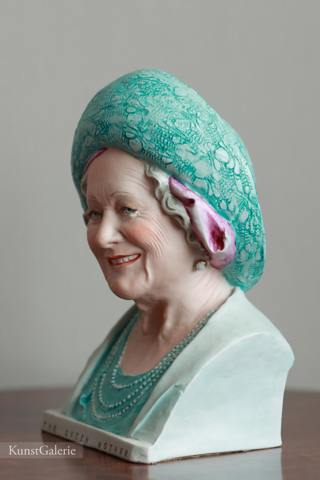Queen Mother, Bruno Merli, Capodimonte, статуэтка
