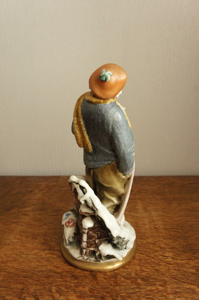 Мальчик с птичками, Luciano Cazzola, Каподимонте, статуэтка