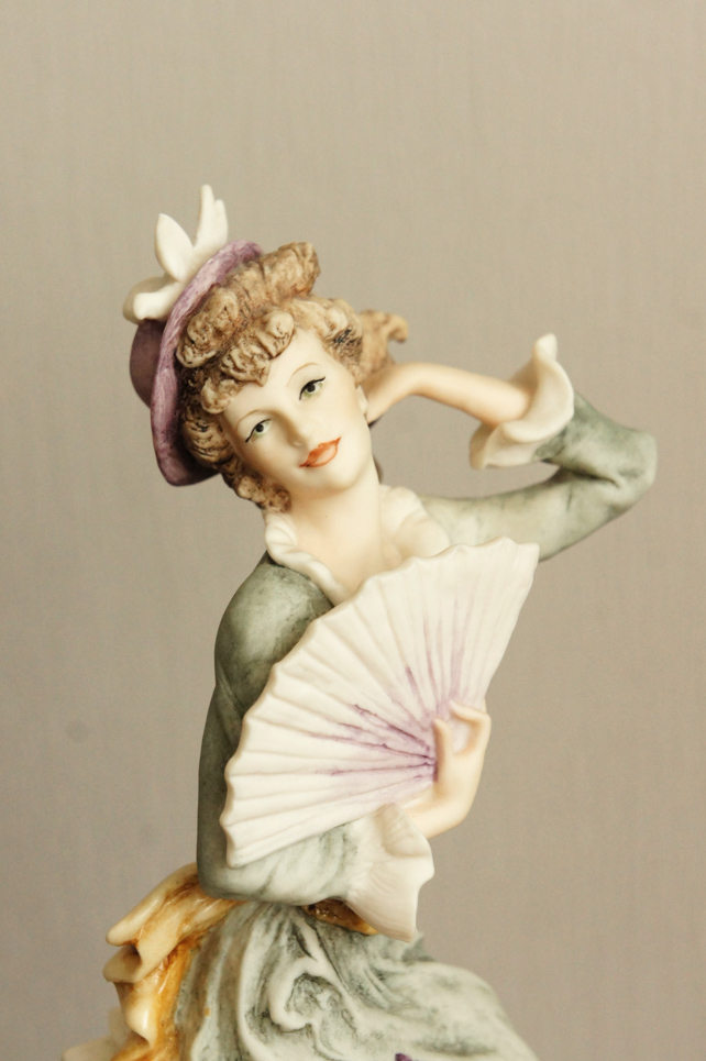 Виолетта с веером, Giuseppe Armani, Florence, статуэтка