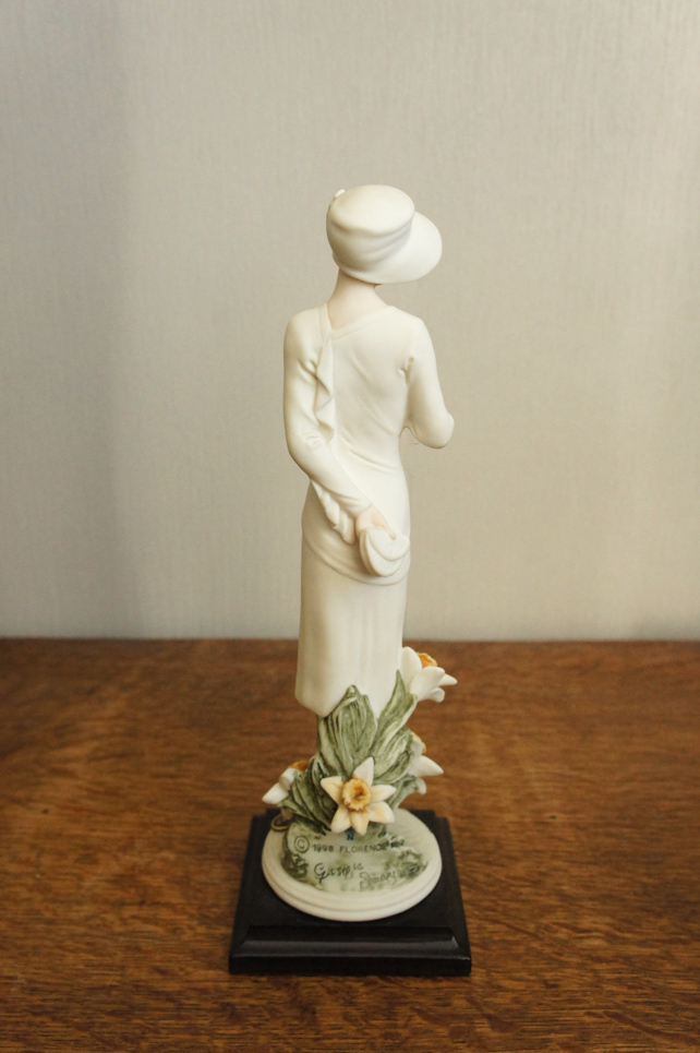 Леди Daffodil, Giuseppe Armani, Florence, статуэтка