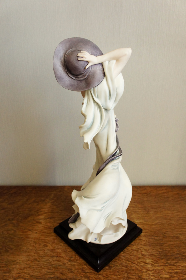 Игривый бриз, Giuseppe Armani, Florence, статуэтка