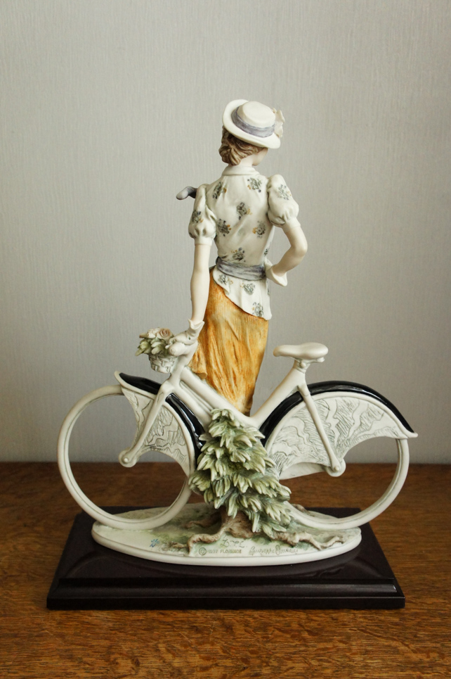 Розали с велосипедом, Giuseppe Armani, Florence, статуэтка