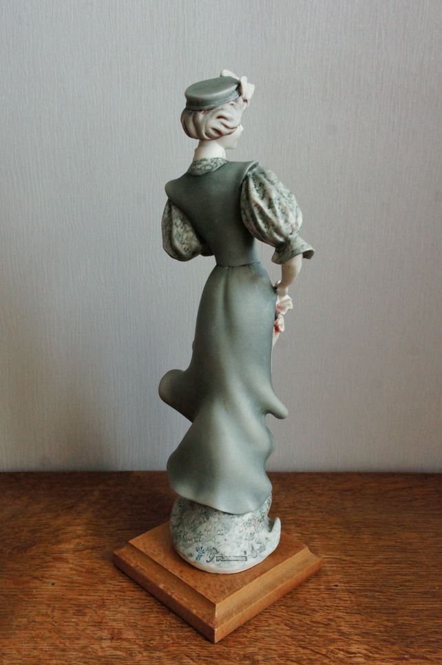 Дама в зелёном с зонтиком, Джузеппе Армани, Флоренс, статуэтка