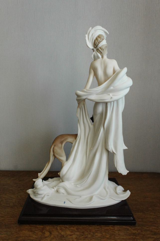 Дама с левреткой, Giuseppe Armani, Florence, статуэтка